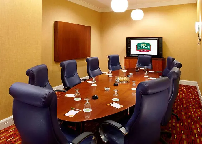 Courtyard By Marriott Downtown Hotel Pittsburgh