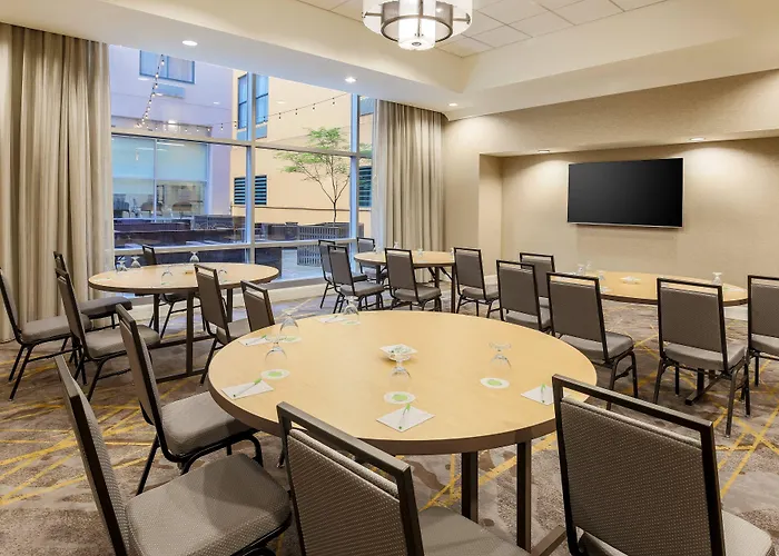 Courtyard By Marriott Downtown 4* Pittsburgh