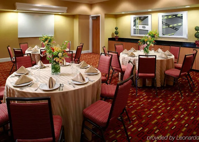 Hotel Courtyard By Marriott Downtown