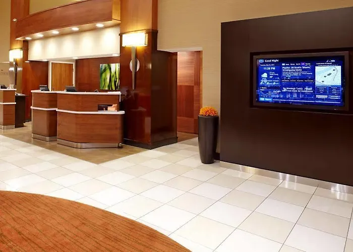 Courtyard By Marriott Downtown Pittsburgh